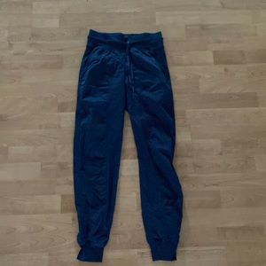 Lululemon Dance Studio Mid-Rise Jogger *Full Length*